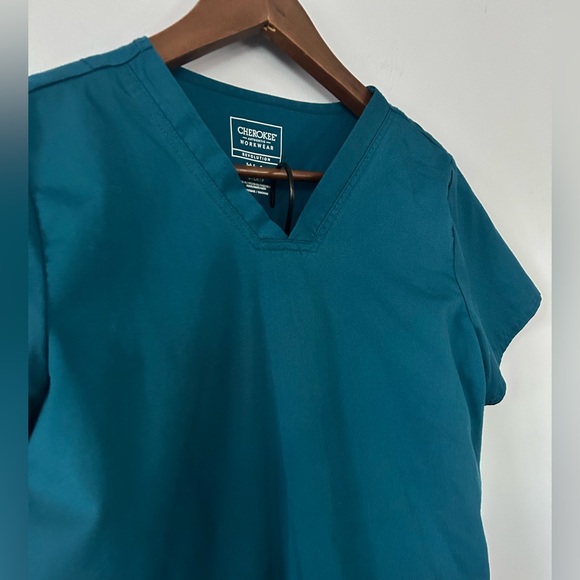 Cherokee Workwear Women's Scrub Set, Caribbean Blue, GUC, Size Small - Picture 3 of 8